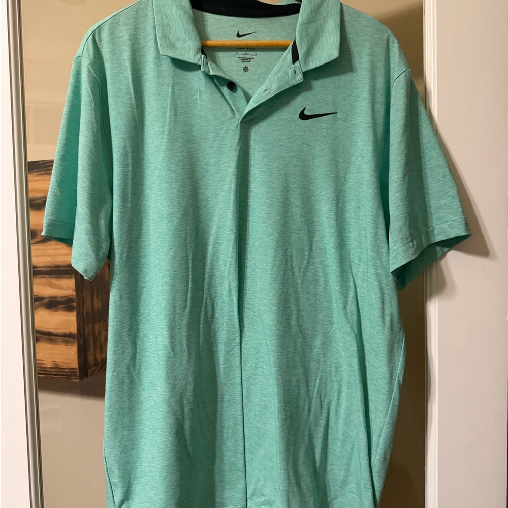 Nike Men's Mint Polo Shirt